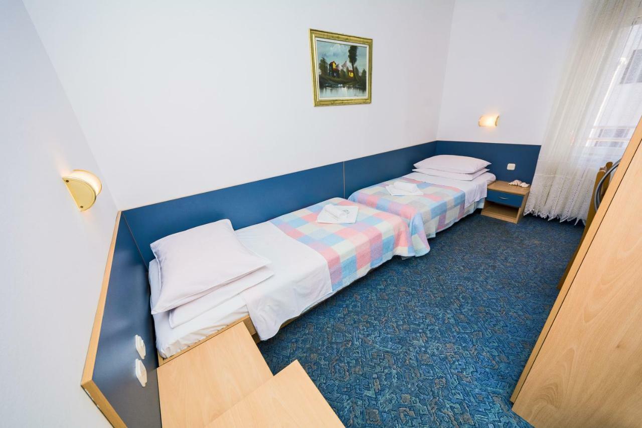 Rooms Ana Стобреч Номер фото