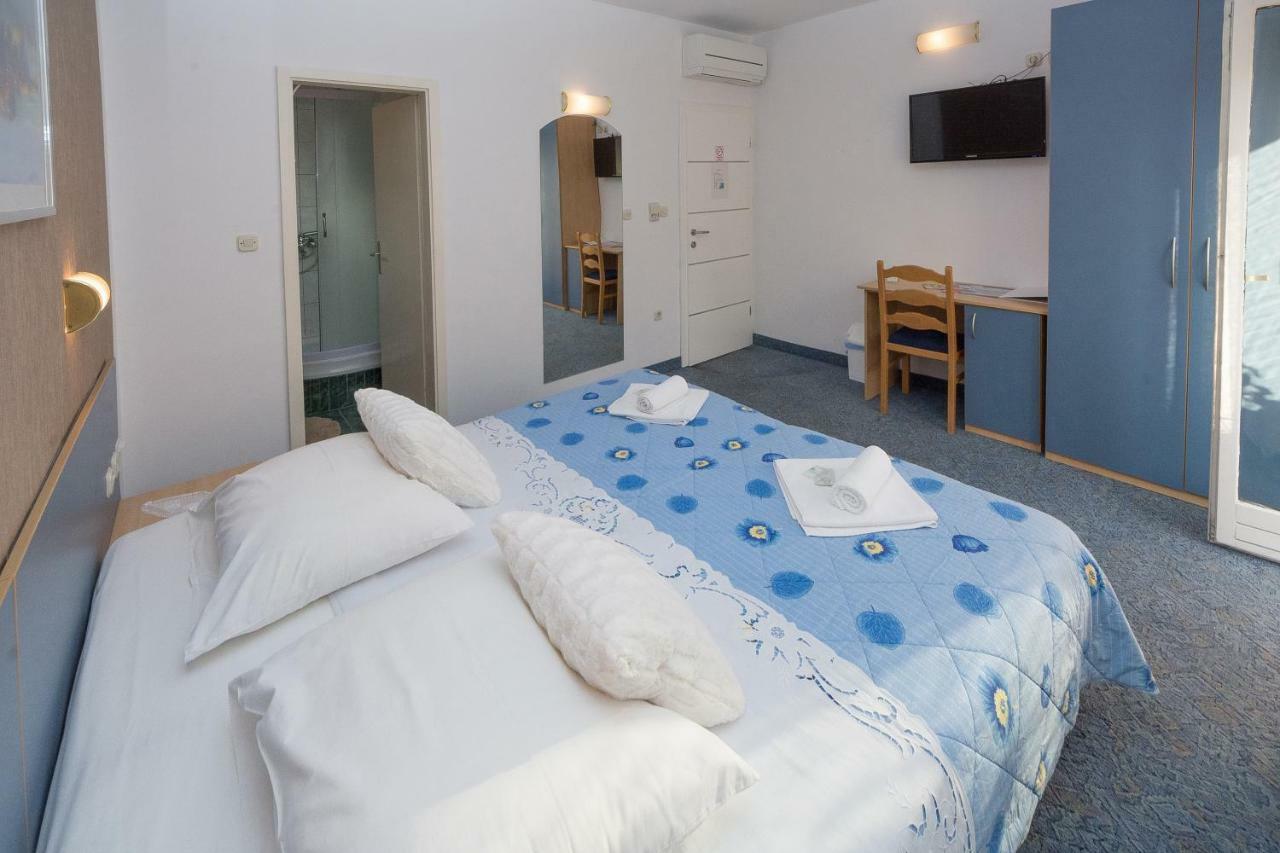 Rooms Ana Стобреч Екстер'єр фото