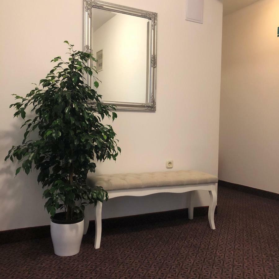 Rooms Ana Стобреч Екстер'єр фото